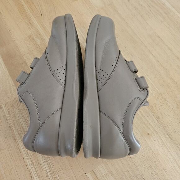 SAS Me Too -EZ Strap Walking Shoe -Mocha- sz 9W - missing insoles - Picture 6 of 11